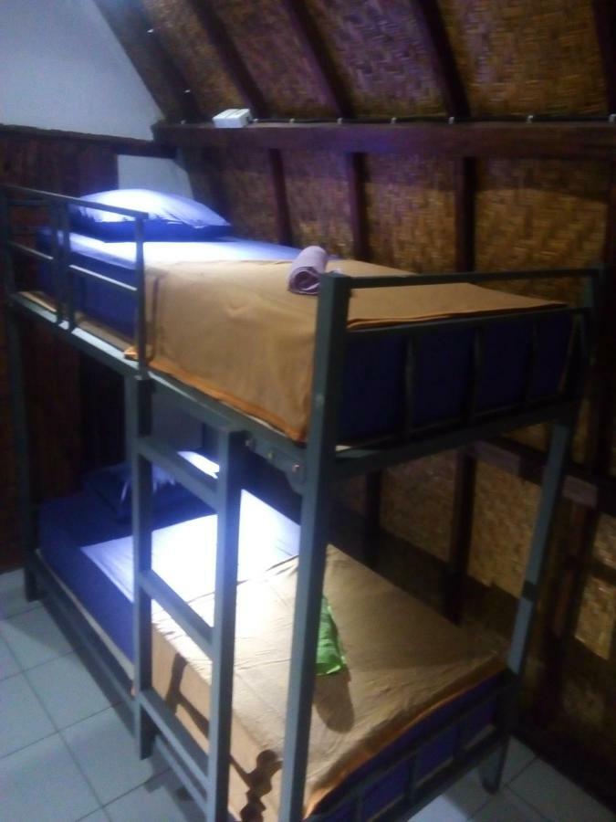 Bale Hostel Kuta  Экстерьер фото