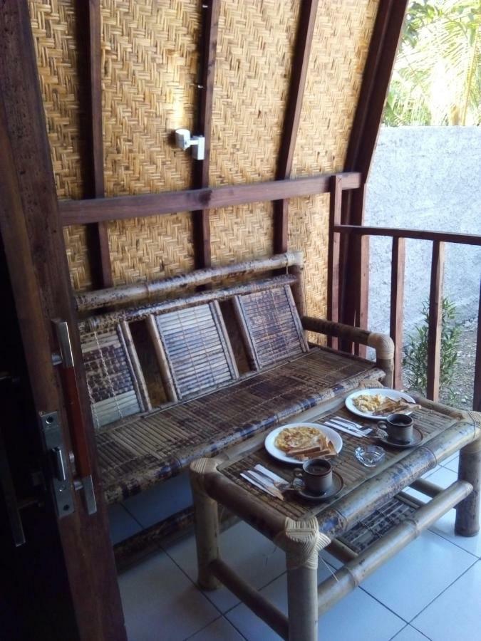 Bale Hostel Kuta  Экстерьер фото