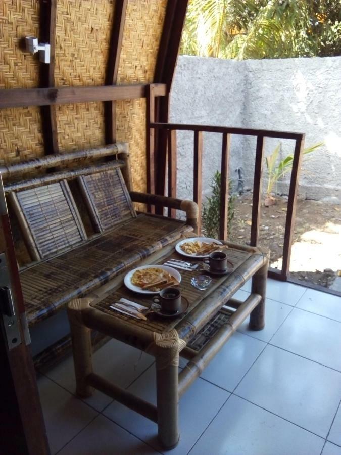 Bale Hostel Kuta  Экстерьер фото