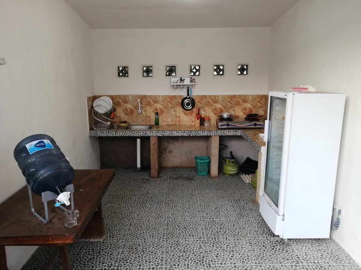 Bale Hostel Kuta  Экстерьер фото